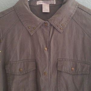 Long sleeve olive green button up